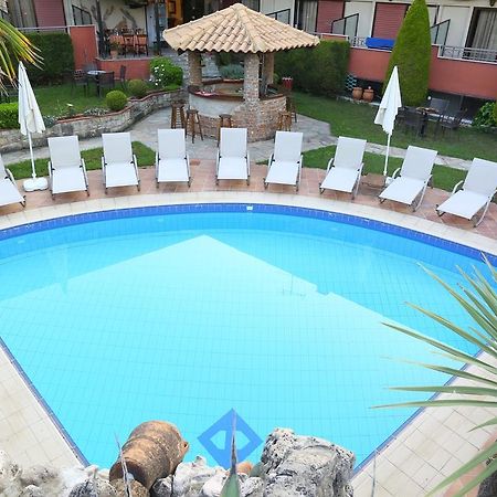 Hotel Zeus アフィトス エクステリア 写真